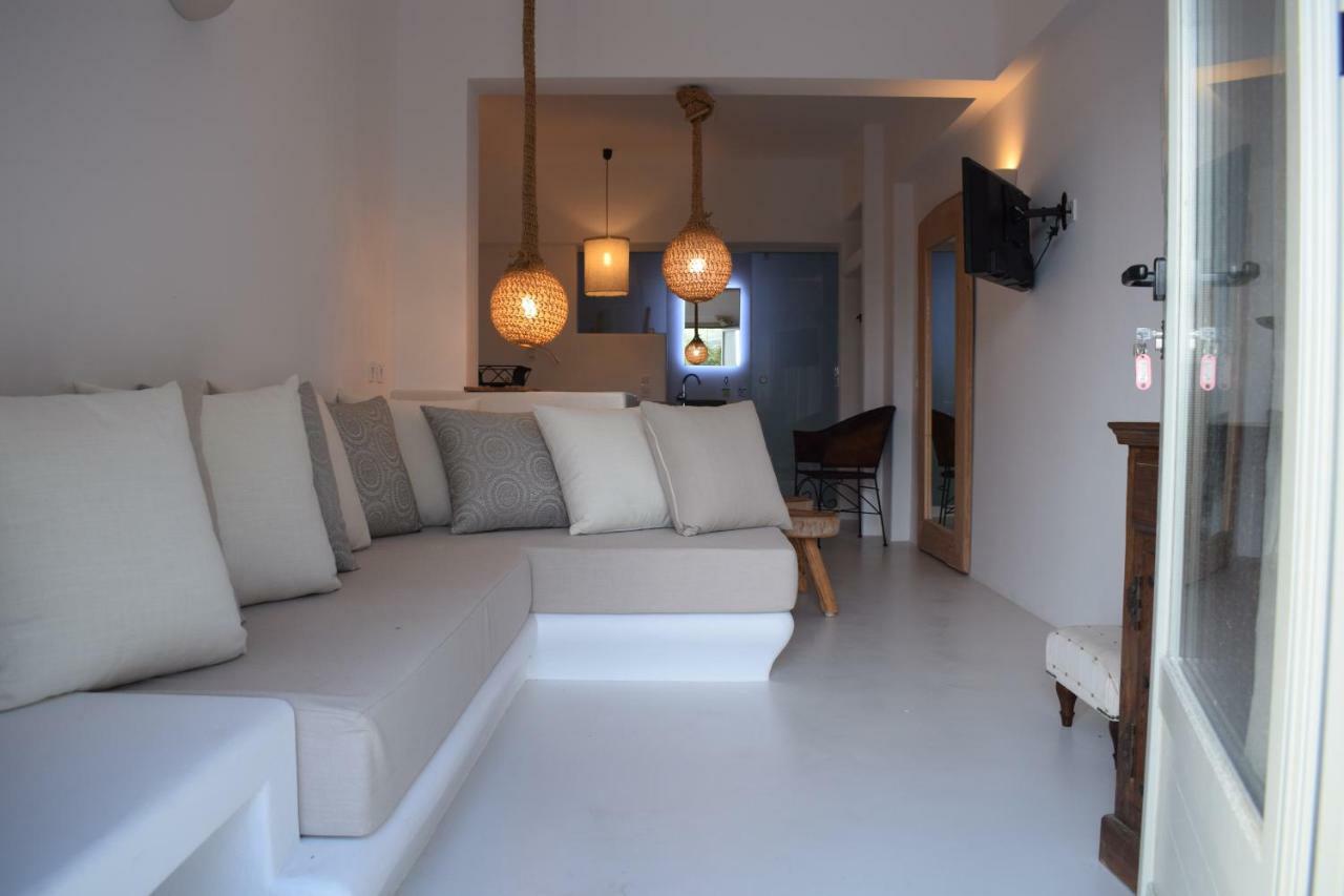 Aeolus Apartment *